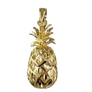 14 Karat Yellow Gold Pineapple Pendant #19127
